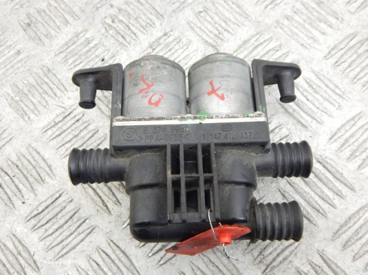 Кран отопителя (печки) BMW 5-series (E39) 64 12 8 374 995
