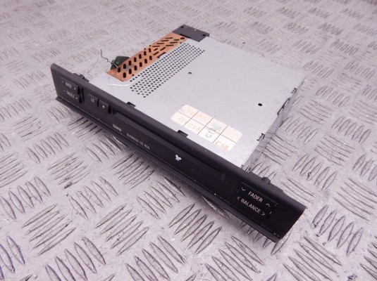 Магнитола BMW 5-series (E39) 65 12 8 374 999