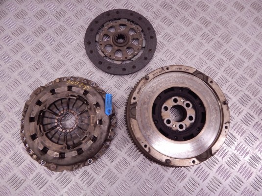 Маховик BMW 3-series (E46) 21 20 7 512 693