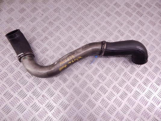 Патрубок интеркулера BMW 5-series (E39) 11 61 7 799 391