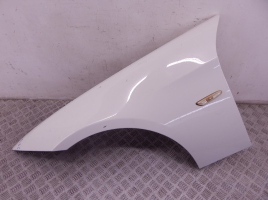 Крыло переднее левое BMW 3-series (E90/91/92) 41 35 7 133 227