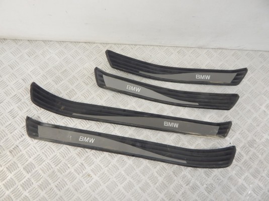 Накладка декоративная BMW 5-series (E60/61) 51 47 7 034 303 Накладка декоративная BMW 5-series (E60/61) 51 47 7 034 303