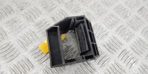 Кронштейн радиатора BMW 5-series (E60/61) 17 11 7 519 271 Кронштейн радиатора BMW 5-series (E60/61) 17 11 7 519 271