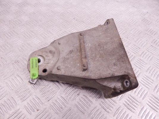 Кронштейн двигателя BMW 5-series (E60/61) 22 11 6 761 112
