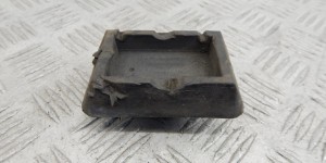 Опора под домкрат (поддомкратная подушка) BMW 5-series (E39) 51 71 8 204 244