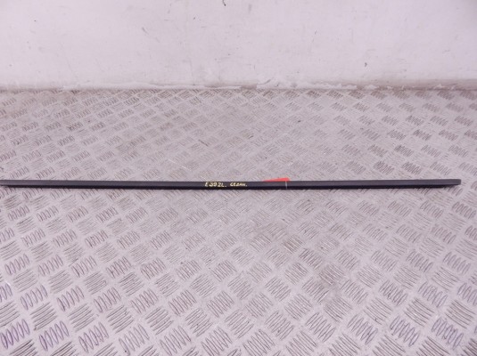Молдинг стекла двери задней левой наружный BMW 5-series (E39) 51 22 8 159 022