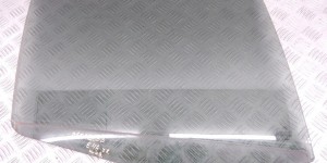 Стекло двери задней правой BMW 3-series (E46) 51 34 7 008 060 Стекло двери задней правой BMW 3-series (E46) 51 34 7 008 060