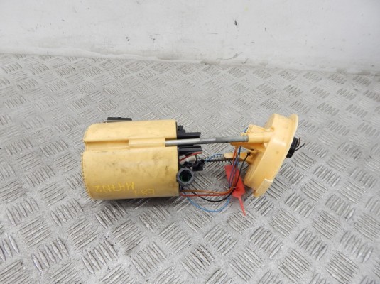 Насос топливный BMW 1-series (E87) 16 11 7 197 077 Насос топливный BMW 1-series (E87) 16 11 7 197 077