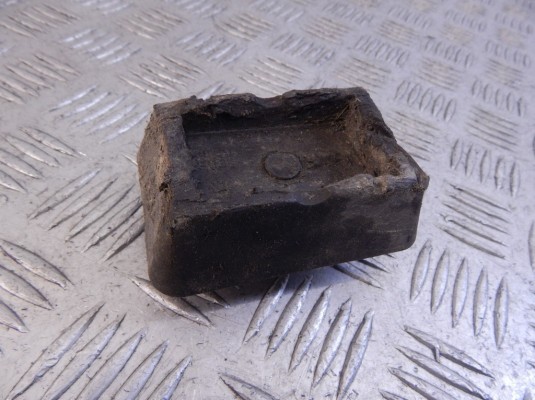 Опора под домкрат (поддомкратная подушка) BMW 3-series (E46) 51 71 8 268 885