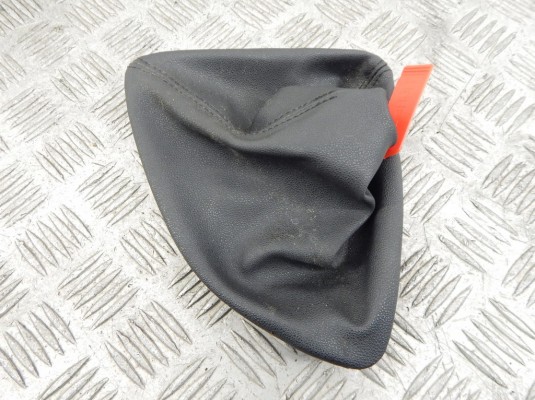 Чехол рычага КПП BMW 1-series (E87) 7525722 Чехол рычага КПП BMW 1-series (E87) 7525722