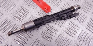 Форсунка BMW 4-series (F32/33/36) 13 64 7 639 994 Форсунка BMW 4-series (F32/33/36) 13 64 7 639 994