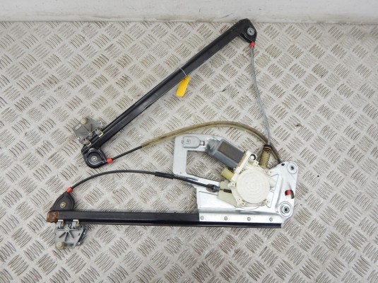 Стеклоподъемник электрический передний правый BMW 5-series (E39) 51 33 8 252 394