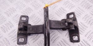 Петля крышки багажника BMW X5-series (E53) 41 62 7 006 121