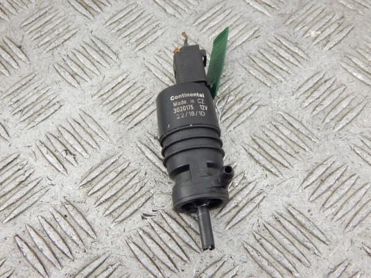 Насос (моторчик) омывателя стекла BMW 3-series (E46)