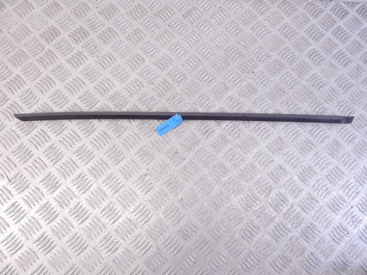 Молдинг двери задней правой BMW X5-series (E53) 51 13 8 402 654