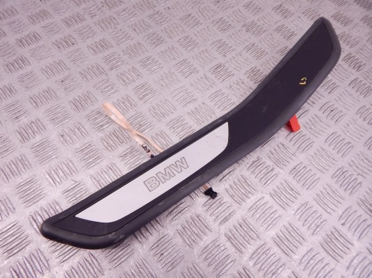 Накладка декоративная BMW 7-series (F01/02) 51 47 7 181 013 Накладка декоративная BMW 7-series (F01/02) 51 47 7 181 013