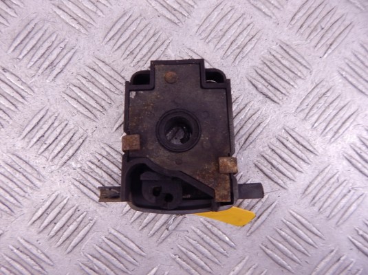Замок капота BMW 5-series (E39) 51 23 8 203 859 Замок капота BMW 5-series (E39) 51 23 8 203 859