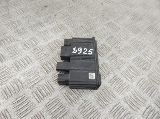 Блок контроля аккумулятора (АКБ) BMW X1-series (F48) 12 63 8 644 475 Блок контроля аккумулятора (АКБ) BMW X1-series (F48) 12 63 8 644 475