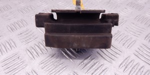 Подушка крепления КПП BMW 5-series (E60/61) 22 31 6 761 094