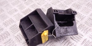 Кронштейн радиатора BMW 6-series (E63/E64) 17 11 7 542 517 Кронштейн радиатора BMW 6-series (E63/E64) 17 11 7 542 517