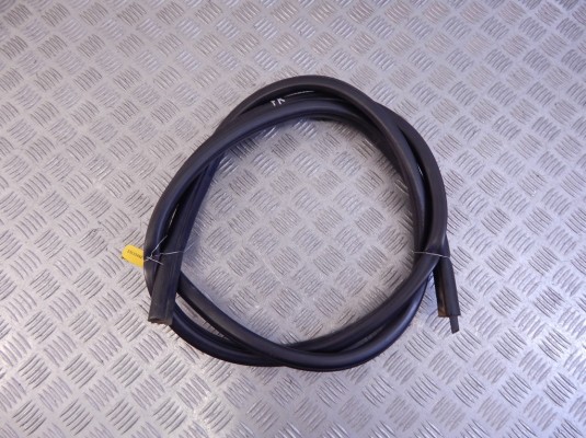 Уплотнитель BMW 1-series (E87) 51 72 7 159 211