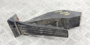 Педаль газа BMW 3-series (E90/91/92) 35 40 6 766 931 Педаль газа BMW 3-series (E90/91/92) 35 40 6 766 931