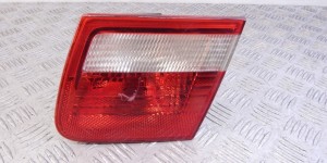 Фонарь крышки багажника правый BMW 3-series (E46) 63 21 8 368 760