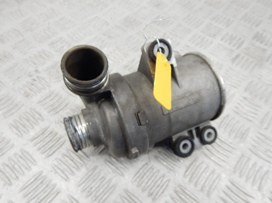 Помпа BMW 5-series (F10/11) 11 51 8 635 089