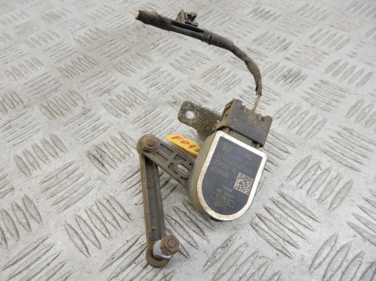 Датчик положения кузова BMW 7-series (F01/02) 37 14 6 784 075