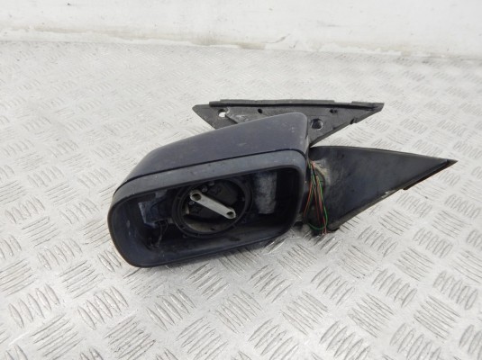 Зеркало наружное левое BMW 5-series (E39) 51 16 8 266 601