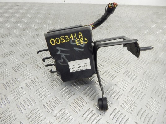 Блок ABS BMW X3-series (E83) 34 51 3 421 416
