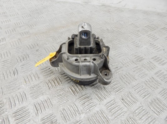 Подушка крепления двигателя BMW 5-series (F10/11) 22 11 7 935 149