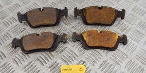 Тормозные колодки передние BMW 3-series (E46) Тормозные колодки передние BMW 3-series (E46)