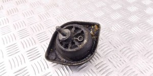Подушка крепления двигателя BMW 7-series (E38) 1092824