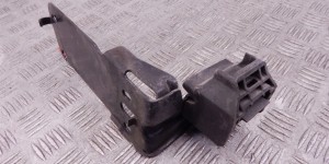 Передняя панель крепления облицовки (телевизор) BMW 3-series (E90/91/92) 51 64 7 117 811