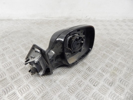 Зеркало наружное правое BMW X1-series (E84) Зеркало наружное правое BMW X1-series (E84)
