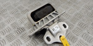 Подушка крепления КПП BMW 2-series (F45/46) 22 31 6 853 453 Подушка крепления КПП BMW 2-series (F45/46) 22 31 6 853 453