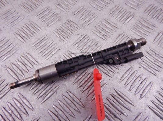 Форсунка BMW X1-series (E84) 13 64 7 639 994