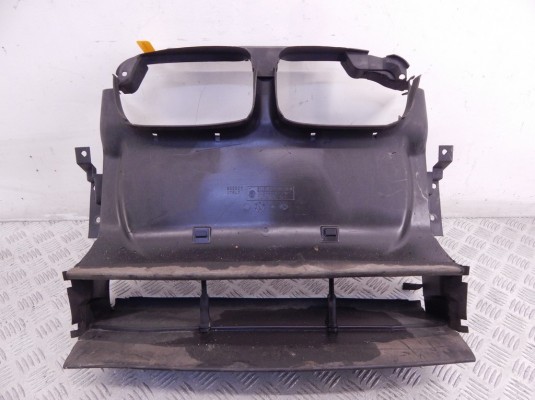 Воздухозаборник BMW 3-series (E46) 51 71 8 202 831
