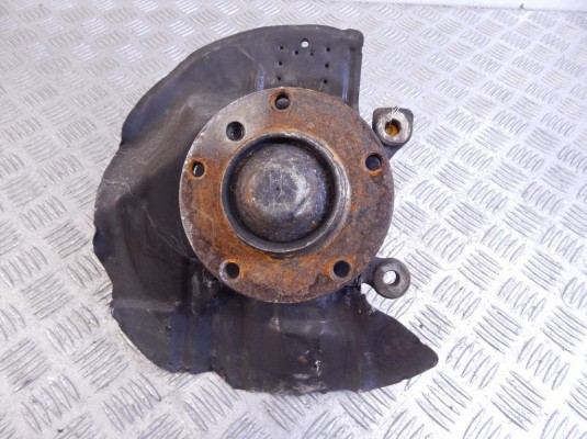 Ступица передняя правая BMW 3-series (E46) 31 21 1 096 430