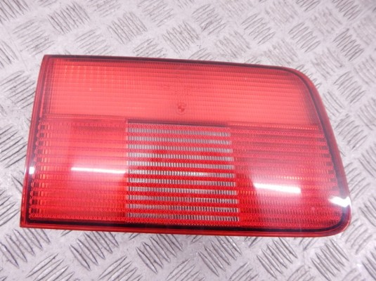 Фонарь крышки багажника левый BMW 5-series (E39) 63 21 8 371 329