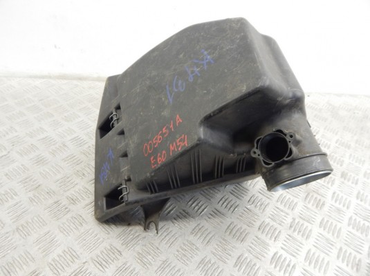 Корпус воздушного фильтра BMW 5-series (E60/61) 13 71 7 521 030