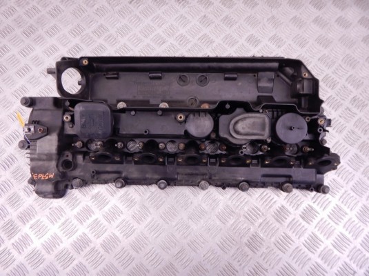 Клапанная крышка BMW 3-series (E90/91/92) 11 12 7 789 395 Клапанная крышка BMW 3-series (E90/91/92) 11 12 7 789 395