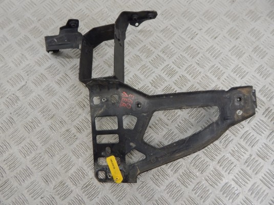 Кронштейн BMW 5-series (E60/61) 51 64 7 033 731