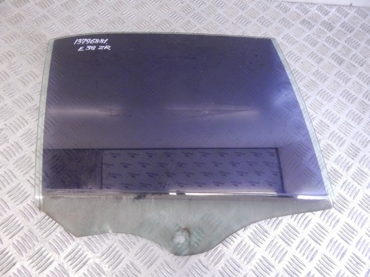 Стекло двери задней правой BMW 7-series (E38) 51 34 8 163 846