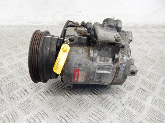 Компрессор кондиционера BMW 7-series (E38) 64 52 8 363 275 Компрессор кондиционера BMW 7-series (E38) 64 52 8 363 275