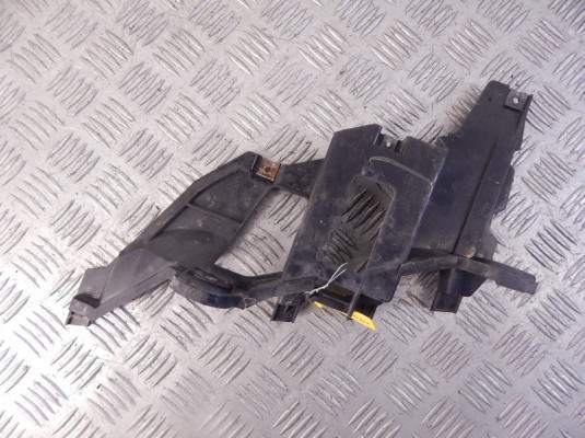Крепление фары правой BMW X5-series (E53) 63 12 8 386 710