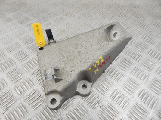 Кронштейн двигателя BMW X3-series (E83) 22 11 3 415 179 Кронштейн двигателя BMW X3-series (E83) 22 11 3 415 179