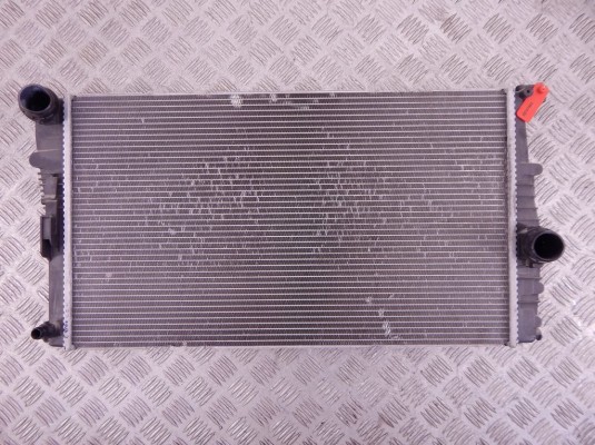 Радиатор (основной) BMW 3-series (F30/31) 17 11 7 600 516