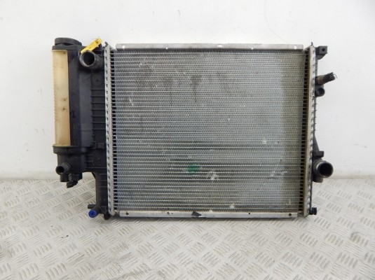 Радиатор (основной) BMW 5-series (E39) 17 11 1 740 699